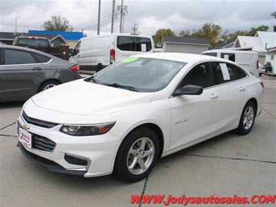 2018 Chevrolet Malibu LS LS, LOW 35,000 MILES, Hail Damage Special - Photo 27 - North Platte, NE 69101