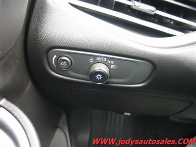 2018 Chevrolet Malibu LS LS, LOW 35,000 MILES, Hail Damage Special - Photo 8 - North Platte, NE 69101