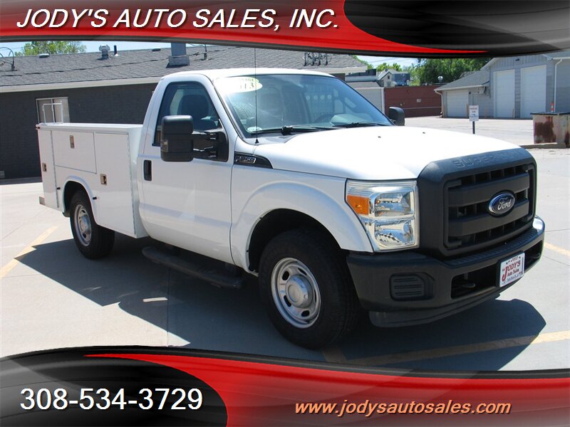 2013 Ford F-250 XL, MAINT UTILITY  XL, MAINT UTILITY BOX, 4X2, 40,000 LOW MILES