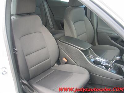 2018 Chevrolet Malibu LS  LS, Ecotec 1.5L Turbo I4, LOW 51,000 MILES - Photo 25 - North Platte, NE 69101