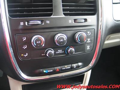 2017 Dodge Grand Caravan SE SE -PLUS, DVD, LOW 59,000 MILE - Photo 20 - North Platte, NE 69101