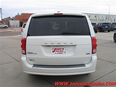 2017 Dodge Grand Caravan SE SE -PLUS, DVD, LOW 59,000 MILE - Photo 34 - North Platte, NE 69101