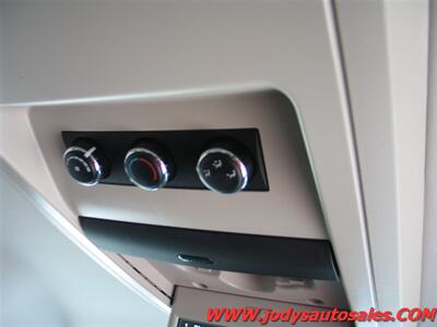 2017 Dodge Grand Caravan SE SE -PLUS, DVD, LOW 59,000 MILE - Photo 29 - North Platte, NE 69101