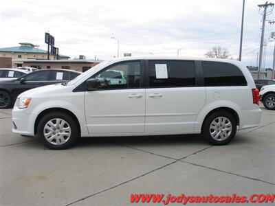 2017 Dodge Grand Caravan SE SE -PLUS, DVD, LOW 59,000 MILE - Photo 32 - North Platte, NE 69101