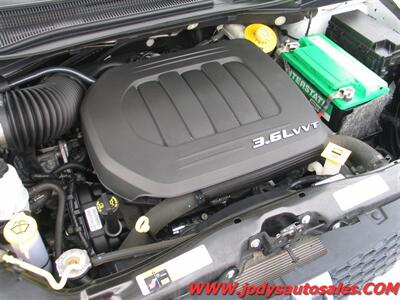 2017 Dodge Grand Caravan SE SE -PLUS, DVD, LOW 59,000 MILE - Photo 38 - North Platte, NE 69101