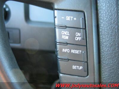 2014 Ford F-150 XL  Reg Cab Long Box, 4X2, LOW 31,000 MILES - Photo 10 - North Platte, NE 69101