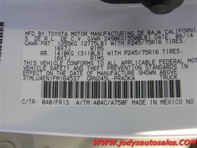 2015 Toyota Tacoma V6  Double Cab, 4x4, 4.0 V6, Topper - Photo 34 - North Platte, NE 69101