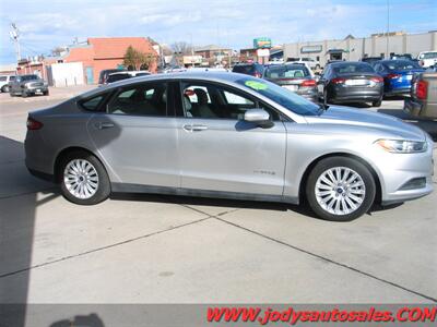 2015 Ford Fusion Hybrid S  Highway MPG 41, 64,000 Low Miles - Photo 29 - North Platte, NE 69101