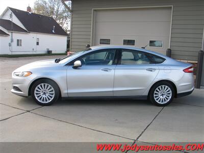 2015 Ford Fusion Hybrid S  Highway MPG 41, 64,000 Low Miles - Photo 26 - North Platte, NE 69101