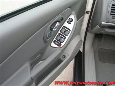 2007 Chevrolet Malibu LS LS, 3.5L V6 , LOW, LOW 26,000 MILES - Photo 3 - North Platte, NE 69101