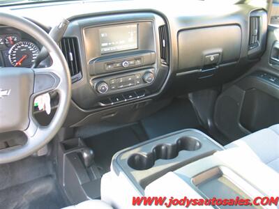 2017 Chevrolet Silverado 1500 Work Truck  W/T CREW CAB,  4X4, 5.3 V8 - Photo 8 - North Platte, NE 69101