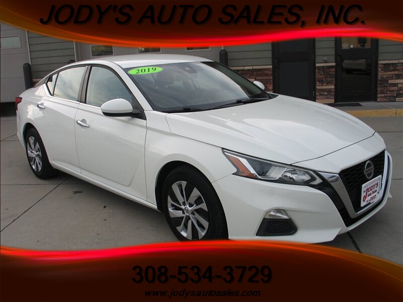 2021 Nissan Altima 2.5 S  2.5 S,  I4, BLUETOOTH