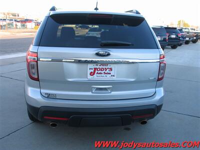 2014 Ford Explorer  AWD, 3rd Seat, 59,000 Low Miles - Photo 31 - North Platte, NE 69101