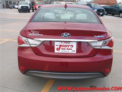2014 Hyundai Sonata Hybrid  53,000 Low Miles, Heated Seats - Photo 31 - North Platte, NE 69101