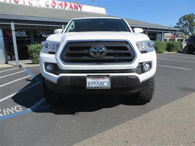 2021 Toyota Tacoma SR5 V6   - Photo 2 - Auburn, CA 95603