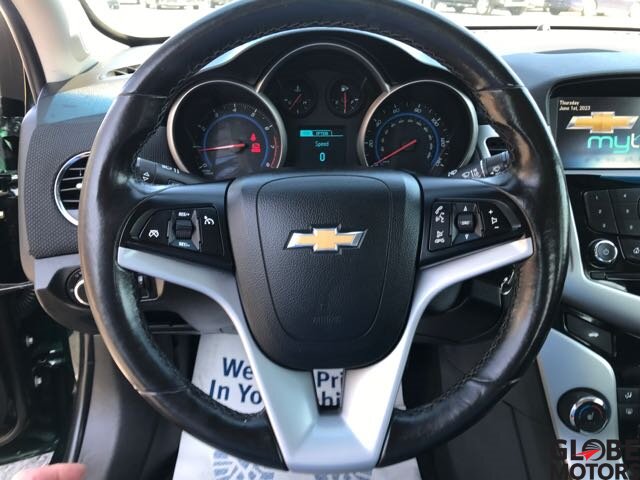 2015 Chevrolet Cruze 2LT Auto photo