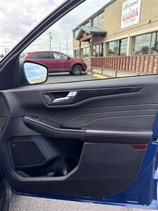 2023 Ford Escape ST-Line  AWD - Photo 19 - Spokane, WA 99202