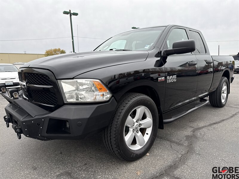2014 RAM 1500 Quad Cab Express  