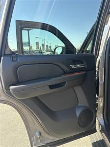 2013 Chevrolet Tahoe LT   - Photo 20 - Spokane, WA 99202