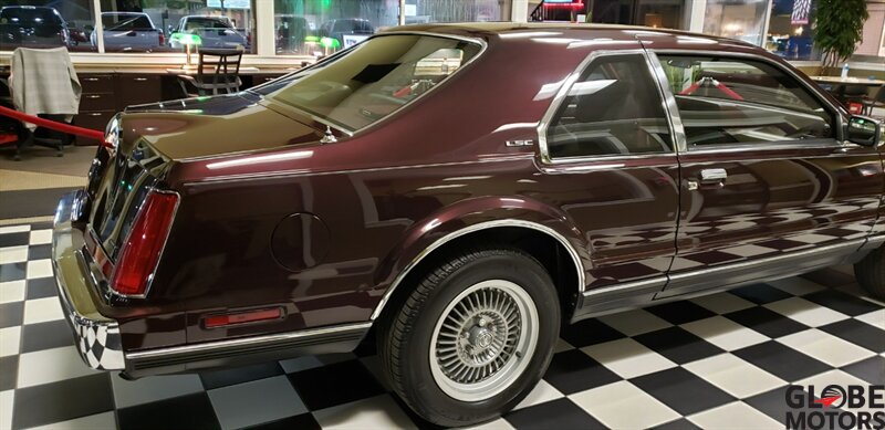 1988 Lincoln Mark VII LSC photo