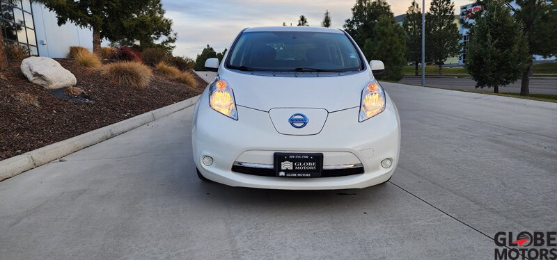 2016 Nissan LEAF S  