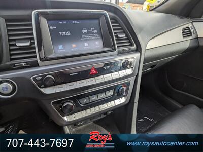 2018 Hyundai SONATA Sport 2.0T - Photo 16 - Eureka, CA 95501
