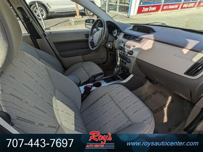 2010 Ford Focus SE   - Photo 15 - Eureka, CA 95501