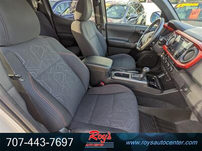 2017 Toyota Tacoma TRD Off-Road 4WD - Photo 11 - Eureka, CA 95501