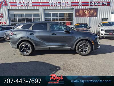 2024 Kia Sportage LX  AWD - Photo 2 - Eureka, CA 95501