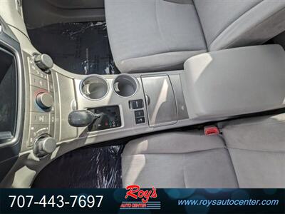 2013 Toyota Highlander  AWD - Photo 23 - Eureka, CA 95501