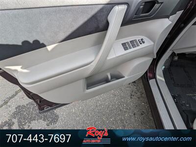 2013 Toyota Highlander  AWD - Photo 20 - Eureka, CA 95501