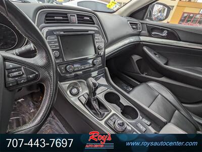 2021 Nissan Maxima 3.5 SV   - Photo 19 - Eureka, CA 95501