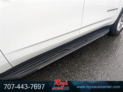 2023 Chevrolet Suburban Premier  4WD - Photo 9 - Eureka, CA 95501