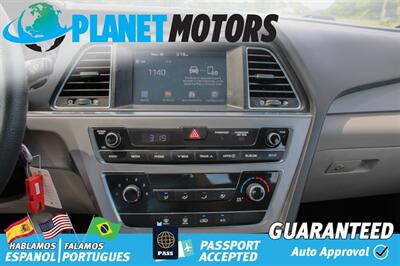 2017 Hyundai SONATA SE   - Photo 14 - West Palm Beach, FL 33415