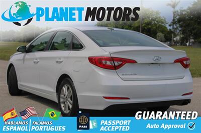 2017 Hyundai SONATA SE   - Photo 3 - West Palm Beach, FL 33415