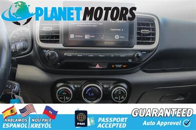 2021 Hyundai VENUE SEL   - Photo 14 - West Palm Beach, FL 33415