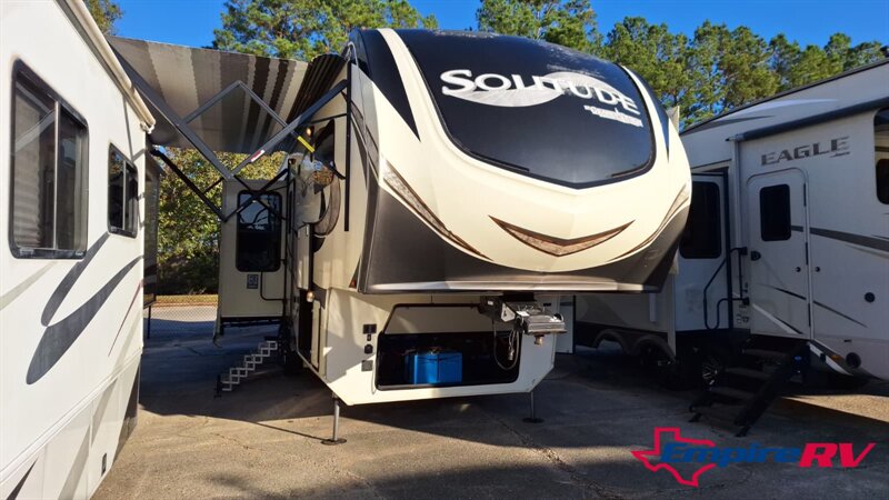 2017 grand design 310GK solitude   - Photo 1 - Liberty, TX 77575