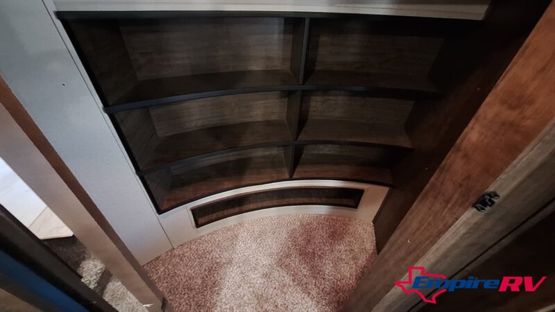 2017 grand design 310GK solitude - Photo 22 - Liberty, TX 77575