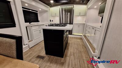 2023 Forest River Riverstone 391FSK   - Photo 8 - Liberty, TX 77575