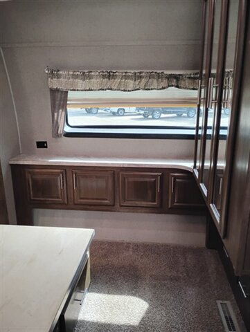 2021 Forest River Rockwood Signature 8327SB - Photo 16 - Liberty, TX 77575