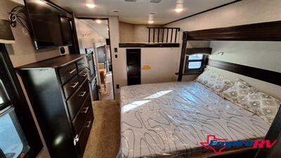 2019 Jayco EAGLE   - Photo 18 - Liberty, TX 77575