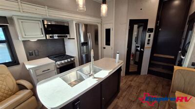 2019 Jayco EAGLE   - Photo 14 - Liberty, TX 77575