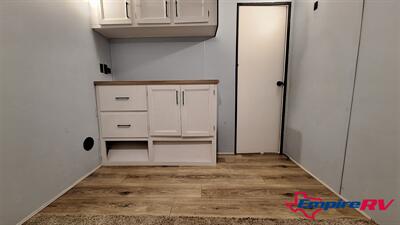 2022 Forest River Crusader 382MBH   - Photo 13 - Liberty, TX 77575