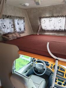 2005 Ford E-450 SD   - Photo 12 - Little River, SC 29566