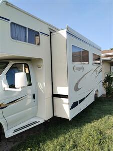 2005 Ford E-450 SD   - Photo 6 - Little River, SC 29566