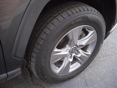 2022 Toyota RAV4 Hybrid LE   - Photo 15 - Gunnison, CO 81230