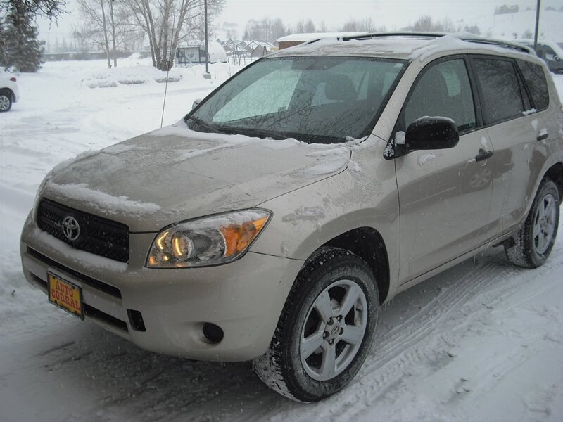 2007 Toyota RAV4 photo
