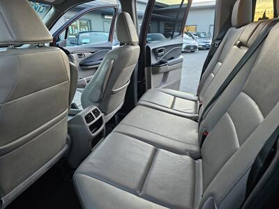 2018 Honda Ridgeline RTL-E   - Photo 14 - Redding, CA 96001