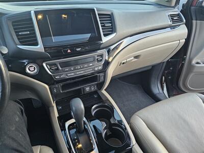 2018 Honda Ridgeline RTL-E   - Photo 18 - Redding, CA 96001