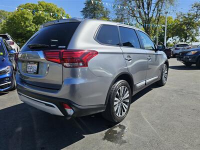 2020 Mitsubishi Outlander ES - Photo 7 - Redding, CA 96001